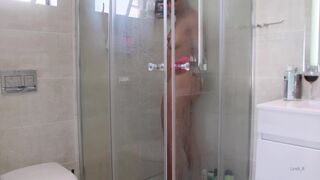 lindi_r onlyfans Charming and seductive beauty