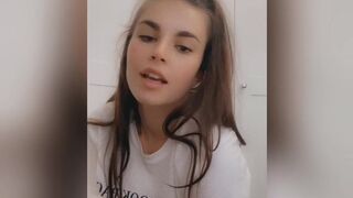 Laur_slutty_bby onlyfansen Brock aka ladylaur Naughty babe gently jerks pussy