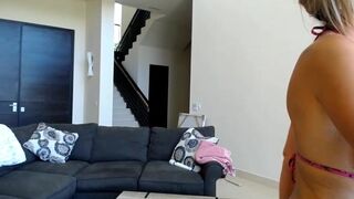 ainsleedivine Lustful Mommy Shows Charms
