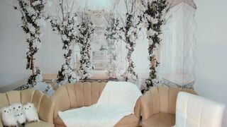 miacybella chaturbate Luxury chick chatting in free chat