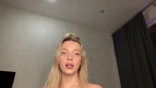 angel_from_sky chaturbate Black haired prostitute masturbates cunt