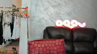 hotfallingdevil chaturbate  tender slim body