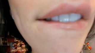 hotfallingdevil chaturbate 44573