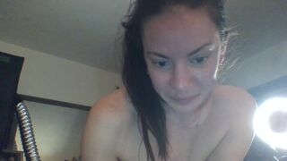 flexyflower69 chaturbate  puts dildo in deep