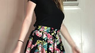 Mia Collins onlyfans 10 March 2022 Latest broadcasting 2022