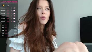 isia_slay chaturbate Charming kralja sticks dildo in the vagina