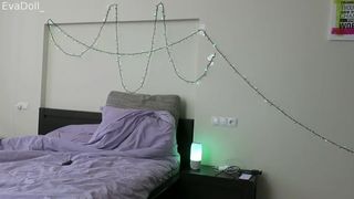 Happy Yulia Busty bitch massages her pussy and nipples