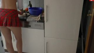 Young-Devotion - Gnadenlos vom perversen Onkel durchgefickt!