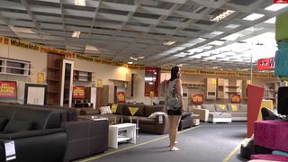 Young-Devotion - Billiger gehts nicht - Zum Abholpreis weggefickt