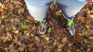 Lara-CumKitten - Wahnsinns Jeans Piss mit geilem Facial Quickie!!!???