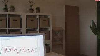 Lara-CumKitten - Bewerbungs Skandal beim Chef im Buro