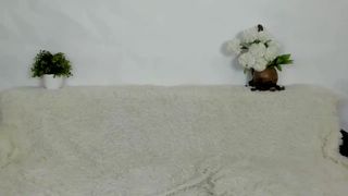 abogailmaartin perfect black-haired slut fucks vagina