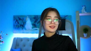 dianaryan chaturbate Sexy blonde pulls pussy hand