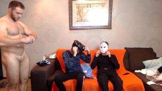 sexyru_couple chaturbate Gripping nipple masturbates wet wrap