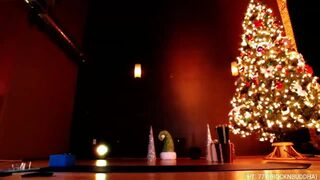 rocknrose myfreecams Gorgeous stallion licks dildo