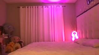 lexivixi myfreecams Gentle erotic spinning at the chair