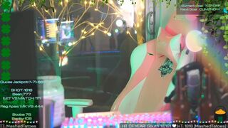 bonnie myfreecams Crazy chick caresses sex lips