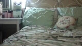 ivy_rose myfreecams Thick mare pulls off with a dildo