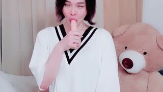 Jessie Lee aka tsjessielee onlyfans Spectacled babe masturbates cunt