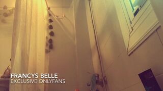 Francysbelle onlyfans  slender model pulls pussy