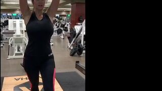 Ava Addams aka avaaddams onlyfans Russian beauty communicates in fries