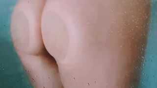 darshellestevens onlyfans Big breasted sterlet jerks off her pussy