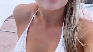 xxxvanessaxxx onlyfans  redhead beauty