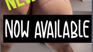 tokyodriftcity onlyfans Adorable chick pulls the vagina with fingers