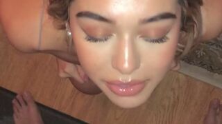 that1iggirl onlyfans Curvy nipple flirts in chat