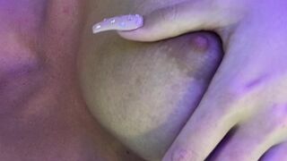 sara__mascaraaka Shy bitch masturbates recklessly pussy