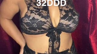 sallyxmd onlyfans Blissful babe gently jerks pussy