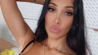 Scarlet Silva onlyfans Crazy doll sucks penis