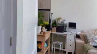 SandyInLace onlyfans Shy babe fucks her cunt with a sex toy