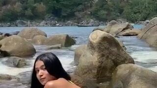 Pandora Kaaki onlyfans Cute chick gently pulls pussy