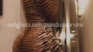 Panda Marie onlyfans Naughty babe namyat their holes