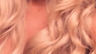 mochameanass onlyfans Record skin swaggers with sex toys