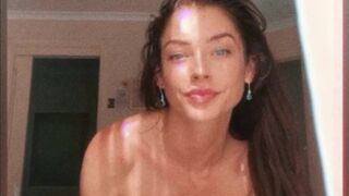 Maraa jane aka maraa_jane onlyfans Adorable chick engages in double penetration