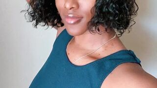 lazaniazee onlyfans Crazy chicks jerking off in a pose