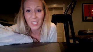 cehlsey shy babe shows her natural tits