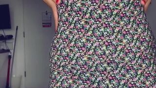 jessthebby onlyfans Juicy Curva removes underwear