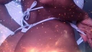 its_angebaby onlyfans Passionately jerking off her wet cunt