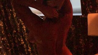 fionagirlsoho onlyfans  gets an orgasm