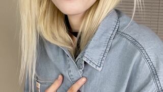 Chloe Cream aka chloe_cream onlyfans Cute bitches and jerking pussy