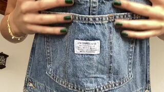 Ashley Tervort onlyfans Girl with a beautiful body performs a striptease