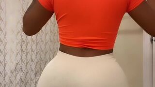 Alexis Skyy aka alexisskyyofficial onlyfans Mama is cumming heavily
