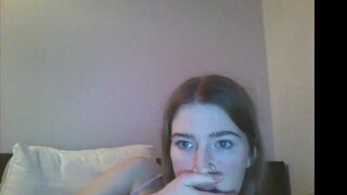 magibee chaturbate Gorgeous bitch bares her breasts