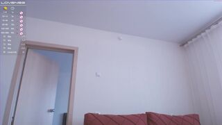 anyeess chaturbate Sexy blonde gently masturbates cunt