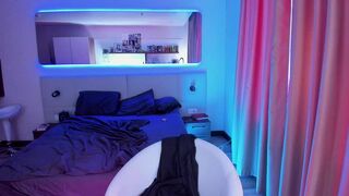 amysplit chaturbate Crazy bitch demonstrates underwear