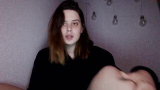 ulyummy chaturbate Fascinating passion masturbates shaved pussy
