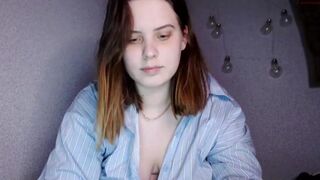 ulyummy chaturbate Hot beast jerking her shaved cunt